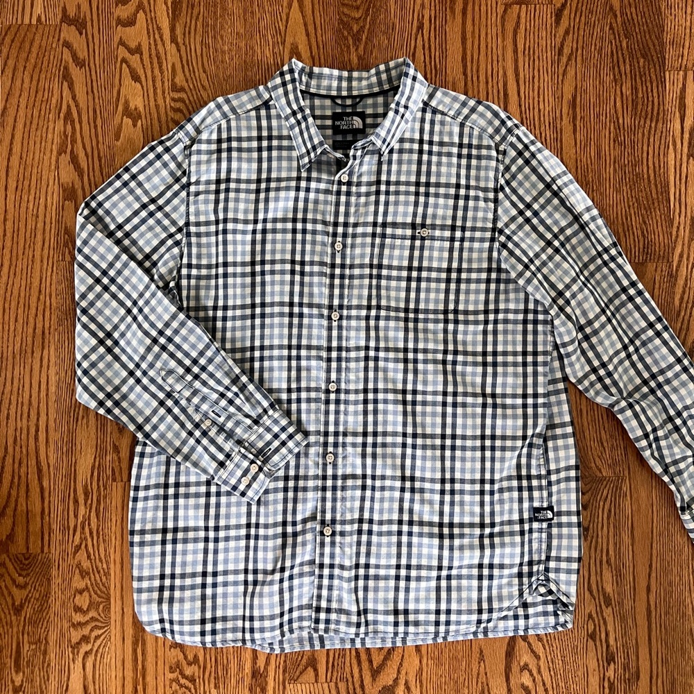 The North Face Men’s Lightweight Flannel Button Down
